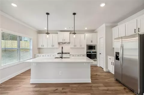 Kitchen - 95 Wingate Dr, Winder, GA 30680 photo 3 of 5