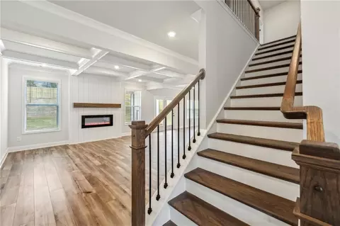 Entry Way - 95 Wingate Dr, Winder, GA 30680 photo 1 of 10