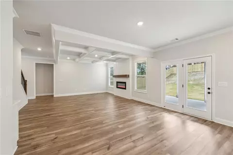 Living - 95 Wingate Dr, Winder, GA 30680 photo 8 of 11