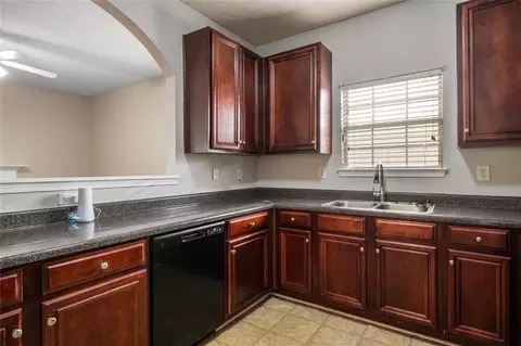Kitchen - 11151 Aliyah Dr, Hampton, GA 30228 photo 2 of 3