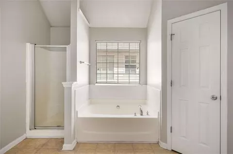Bath - 11151 Aliyah Dr, Hampton, GA 30228 photo 1 of 2