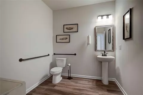 107 Wingate Dr, Winder, GA 30680 photo 5