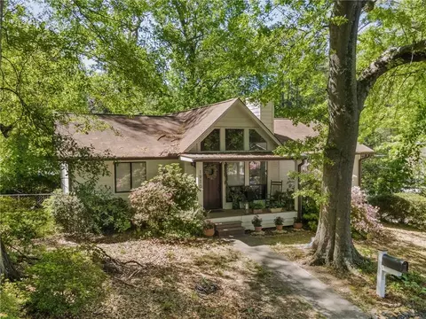 1910 Volberg St NW, Atlanta, GA 30318