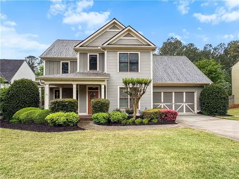 135 Haleys Cir, Woodstock, GA 30188