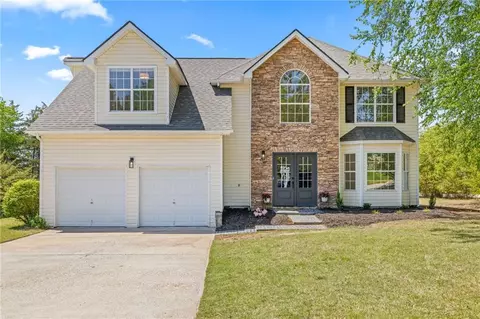24 Hamilton Dr, Jefferson, GA 30549