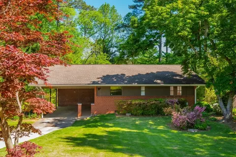 1418 Christmas Ln NE, Atlanta, GA 30329