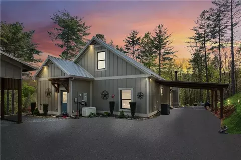 3192 Flagpole Rd, Ellijay, GA 30540