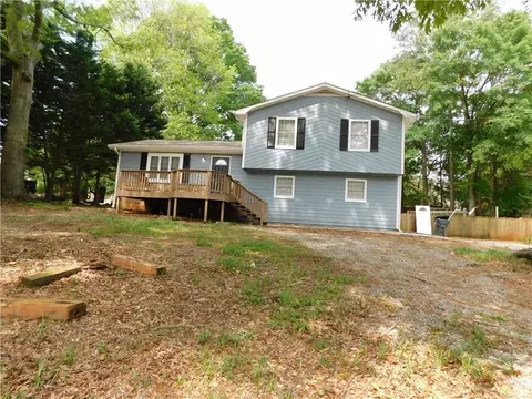 464 Mephisto Cir, Lawrenceville, GA 30046