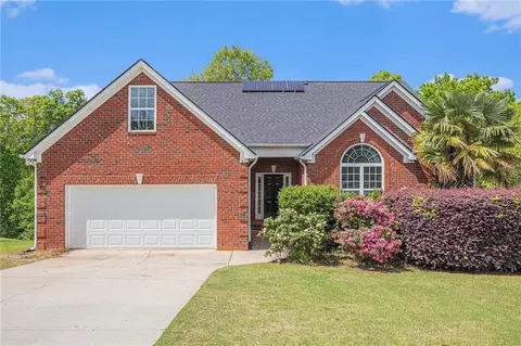 814 Coosawilla Way, Winder, GA 30680