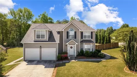 6955 Pompas Ct, Douglasville, GA 30135