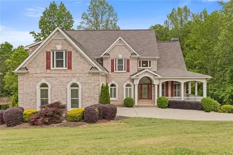 2000 Harbor Ridge Ct, Buford, GA 30518