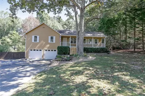 304 N Briar Rdg, Woodstock, GA 30189