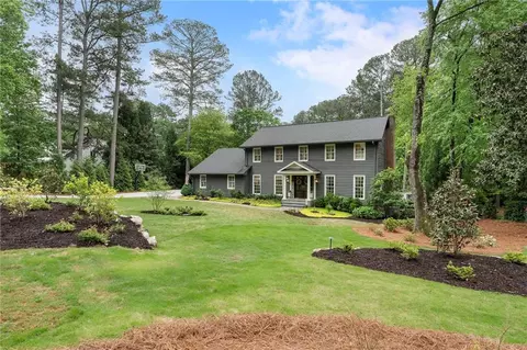 135 Pruitt Dr, Alpharetta, GA 30004