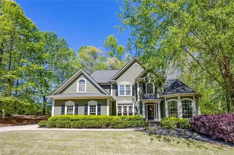 402 Glenhurst Trce, Canton, GA 30115