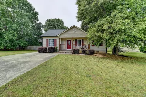 406 Missi Ln, Winder, GA 30680