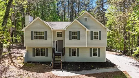 257 Browning Cir, Acworth, GA 30101