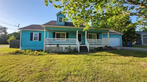 3065 Ashly Pines Dr, Snellville, GA 30078