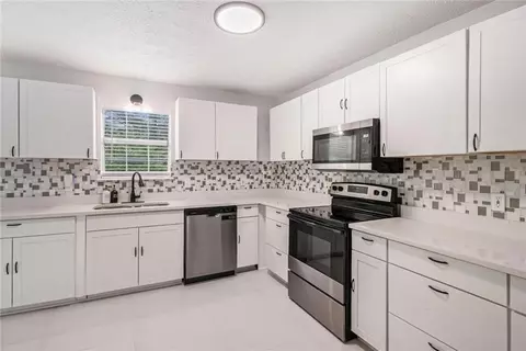 Kitchen - 70 Brandon Dr, Covington, GA 30016 photo 1 of 2