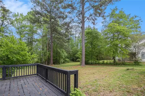 Exterior - 70 Brandon Dr, Covington, GA 30016 photo 5 of 7