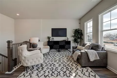 Living - 61 Wingate Dr, Winder, GA 30680 photo 3 of 3