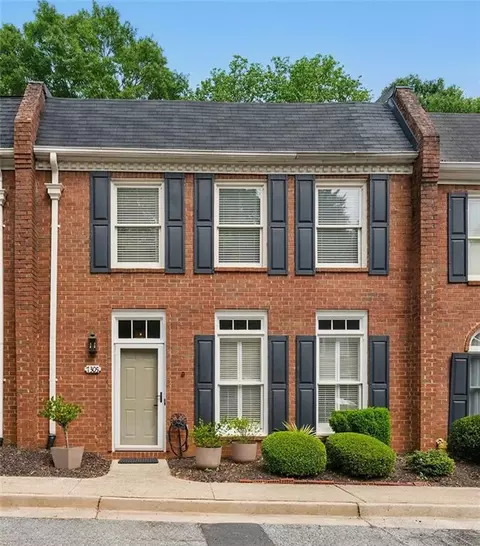 7305 Saint Charles Sq #B6, Roswell, GA 30075