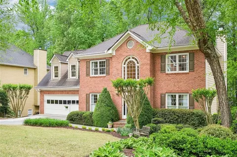 1894 Whitehawk Ct, Lawrenceville, GA 30043