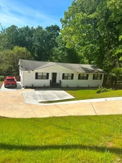 6630 Crystal Cove Trl, Gainesville, GA 30506