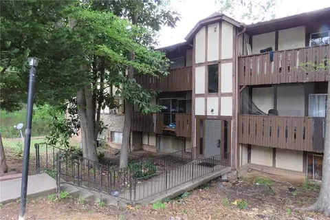 1310 Camelot Dr #1310, Atlanta, GA 30349