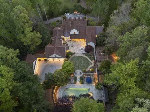 Exterior - 14840 E Bluff Rd, Milton, GA 30004 photo 2 of 29