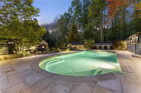 Exterior - 14840 E Bluff Rd, Milton, GA 30004 photo 24 of 29