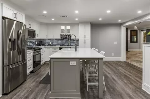Kitchen - 14840 E Bluff Rd, Milton, GA 30004 photo 9 of 9