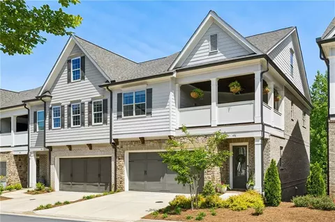 476 Springer Bnd NW, Marietta, GA 30060