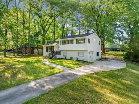 3180 Spring St, College Park, GA 30349