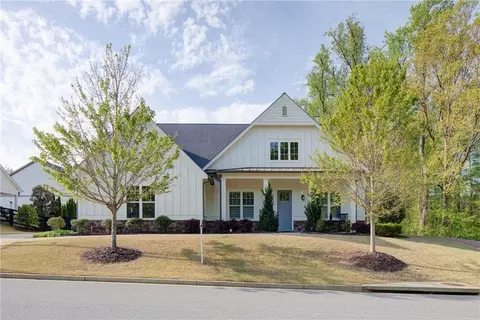 130 Waverly Dr, Alpharetta, GA 30004