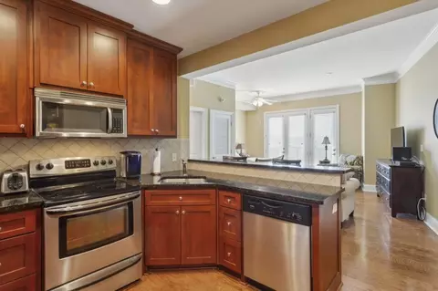 2277 Peachtree Rd NE #701, Atlanta, GA 30309