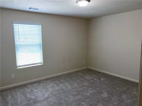 373 Darling Ln, Pendergrass, GA 30567 photo 9
