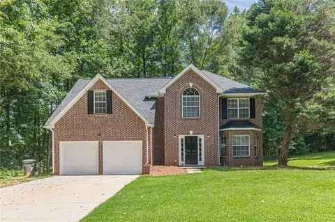 99 Ashtonbrook Dr, Mcdonough, GA 30252