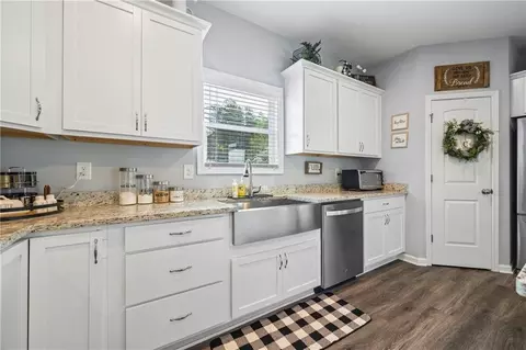 6552 River Station Dr, Lula, GA 30554 photo 15
