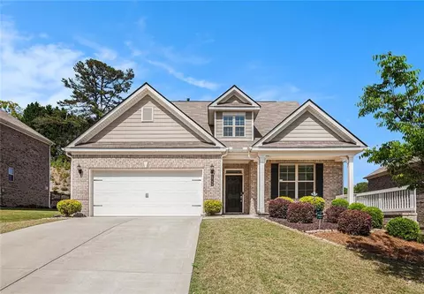 5749 Creek Indian Dr, Sugar Hill, GA 30518