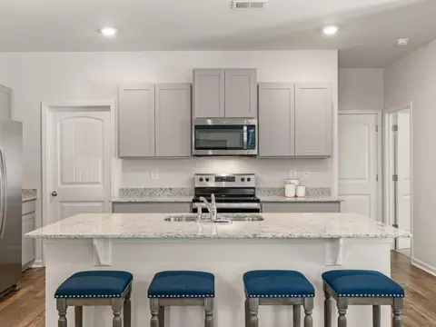 Kitchen - 136 Rolling Meadow Trce, Jasper, GA 30143 photo 2 of 4