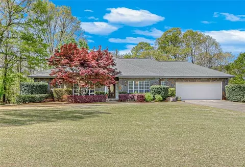 4757 Thunder River Dr, Gainesville, GA 30506