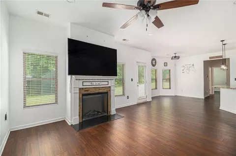 Living - 3225 Rex Ridge Dr, Rex, GA 30273 photo 3 of 5