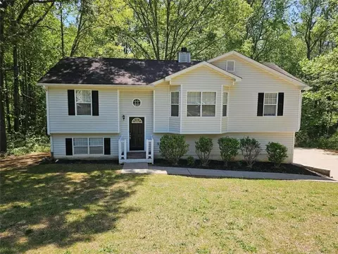 71 Streamview Trl, Douglasville, GA 30134