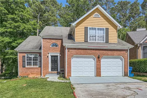 3812 Maclaren Dr, Clarkston, GA 30021