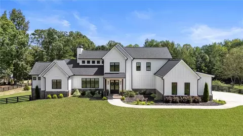 445 Roper Rd, Canton, GA 30115