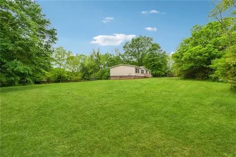 Exterior - 353 Scott Cir, Toccoa, GA 30577 photo 3 of 6