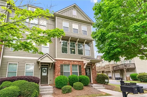 661 Village Field Ct NW, Suwanee, GA 30024