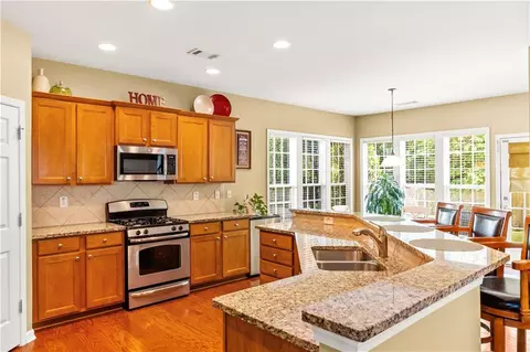 Kitchen - 450 Hammersmith Dr, Suwanee, GA 30024 photo 1 of 2