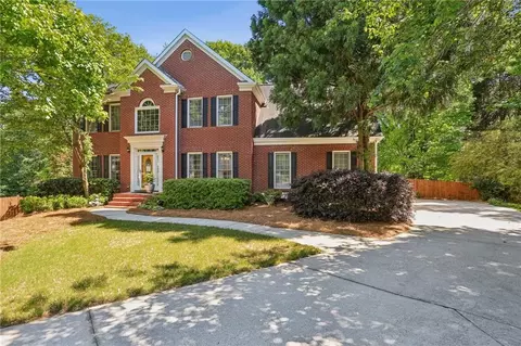 5100 Sunset Maple Trl, Lilburn, GA 30047