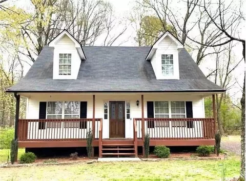 341 Kendrix Rd, Sugar Hill, GA 30518